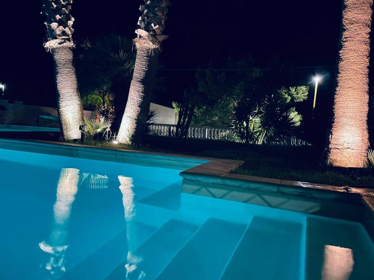 מרינה די פלמה Manca Residence מראה חיצוני תמונה