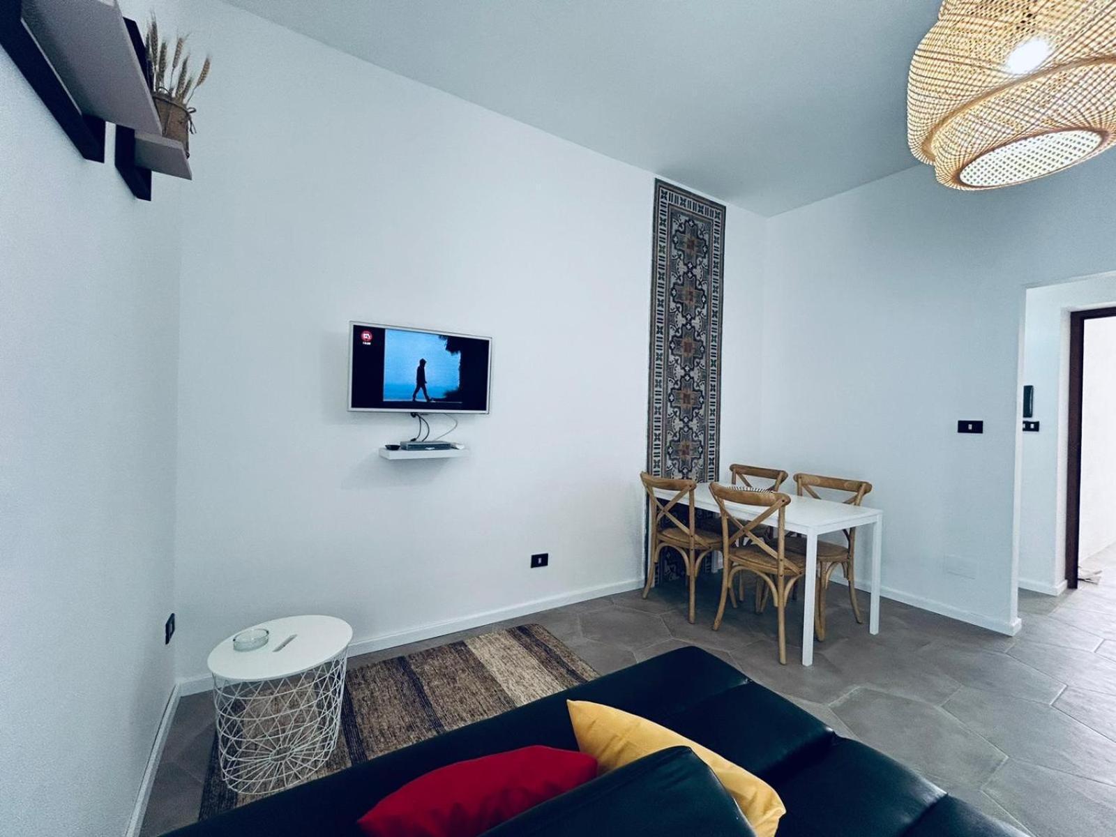 מרינה די פלמה Manca Residence מראה חיצוני תמונה