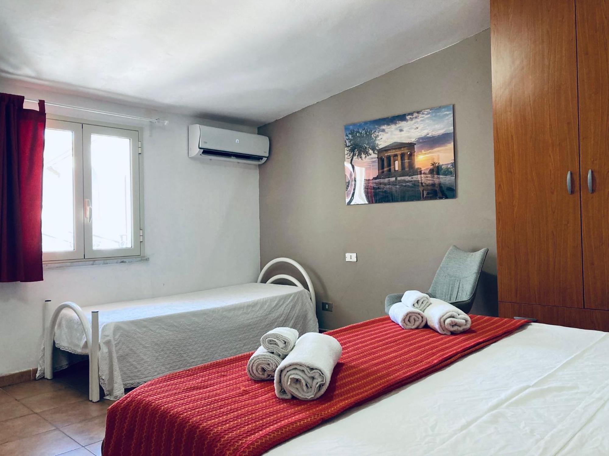 מרינה די פלמה Manca Residence מראה חיצוני תמונה